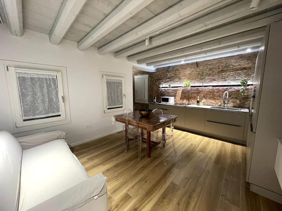 Antico Rudere Luxury Apartment Chioggia Eksteriør bilde